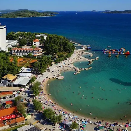 Pansion Hrga 4* Vodice