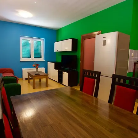 Konukevi Pansion Hrga