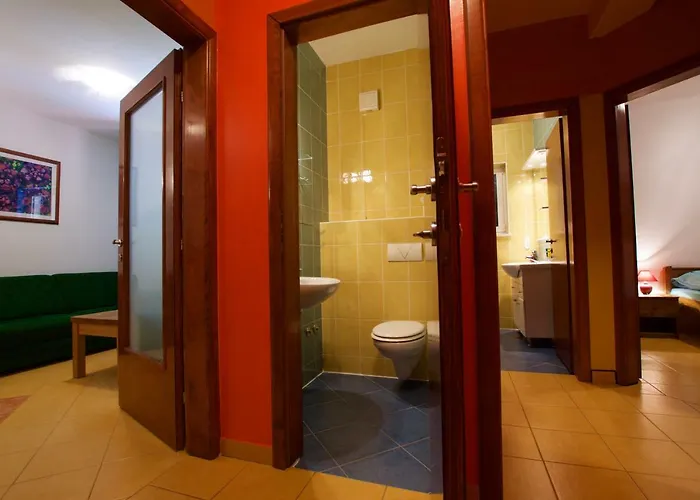 Pansion Hrga Gasthuis 4*