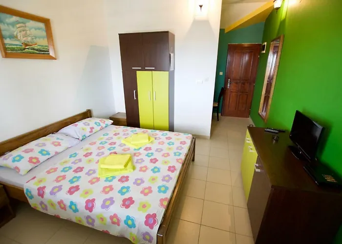 Pansion Hrga Gasthuis 4*