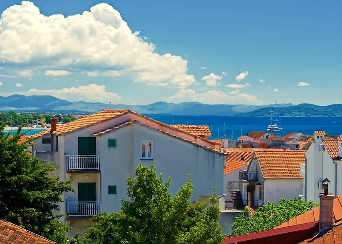 Pansion Hrga 4* Vodice